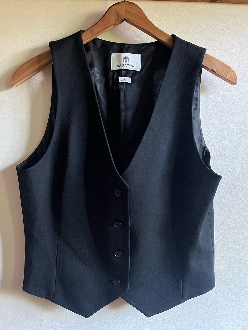 Aritzia Babaton Deniro Vest - Picture 15 of 16